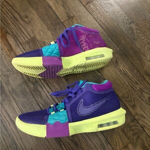 LeBron Witness Size 11